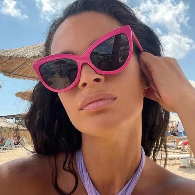 UK Vintage-Inspired Cat Eye Sunglasses Add a Touch of Retro Glamour to Your Look