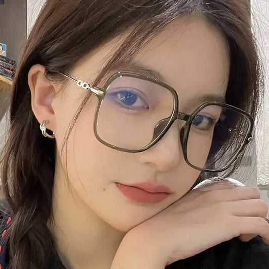 Vintage Oversized Square Eyeglasses - Retro Bold Frame Fashion Eyewear Unisex