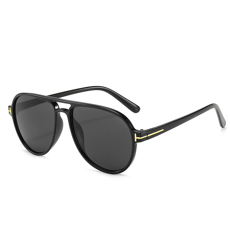 Classic and stylish Fashion Mens Black Sunglasses Retro Vintage Shades Designer UK UV400
