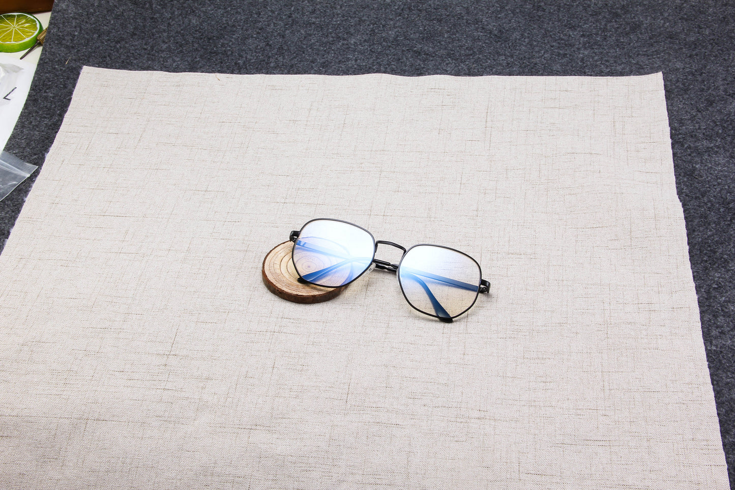 Metal Light Eyewear Oval Glasses PC Oversized Flat Glasses Womens/Mens