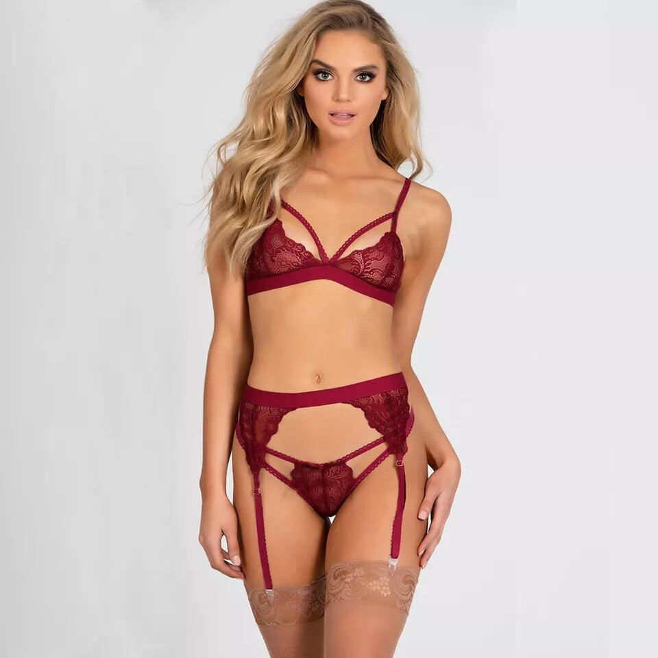 Black Lace Three Piece Underwear Set. Bra,Thong & Garter Belt. Sexy Lingerie