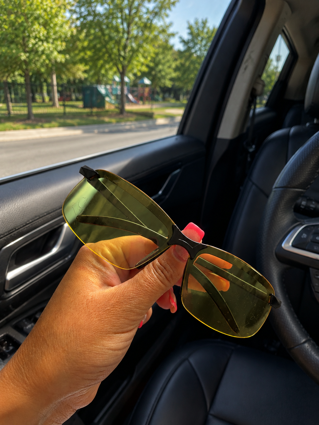 Yellow Night Driving Glasses Safety SunGlasses UV400 Anti Glare Wrap Around UK