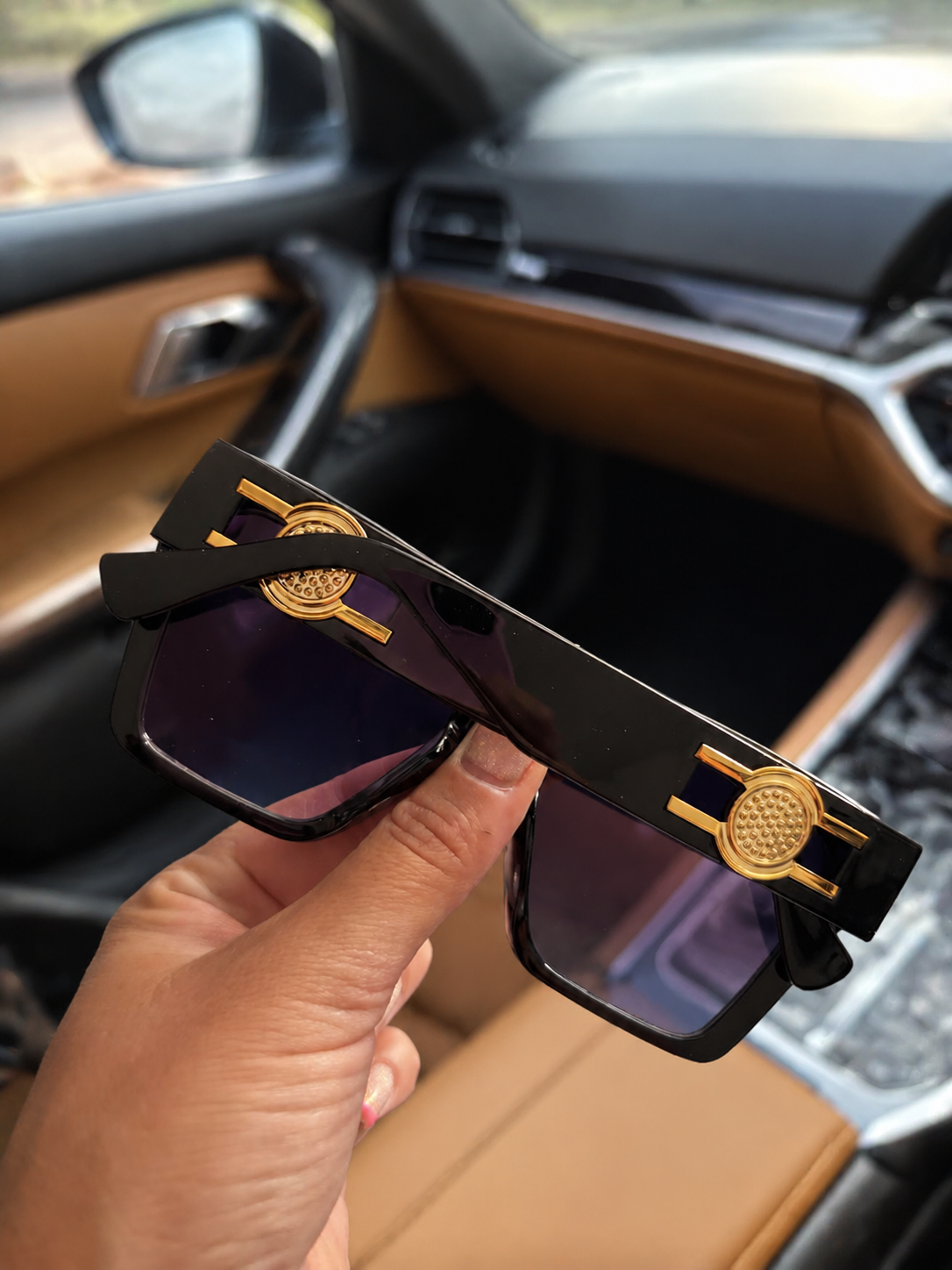 Women's Oversized Square Sunglasses Black UV400 Luxury Gold Temple Fashion Shade