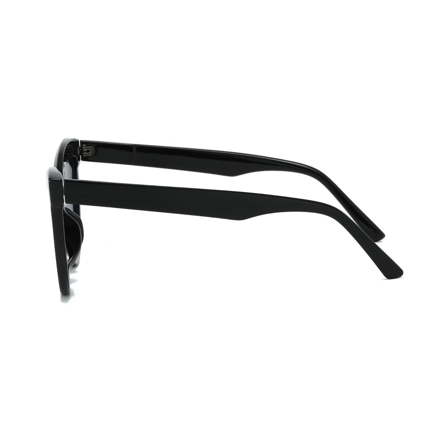 UK Vintage-Inspired Cat Eye Sunglasses Add a Touch of Retro Glamour to Your Look