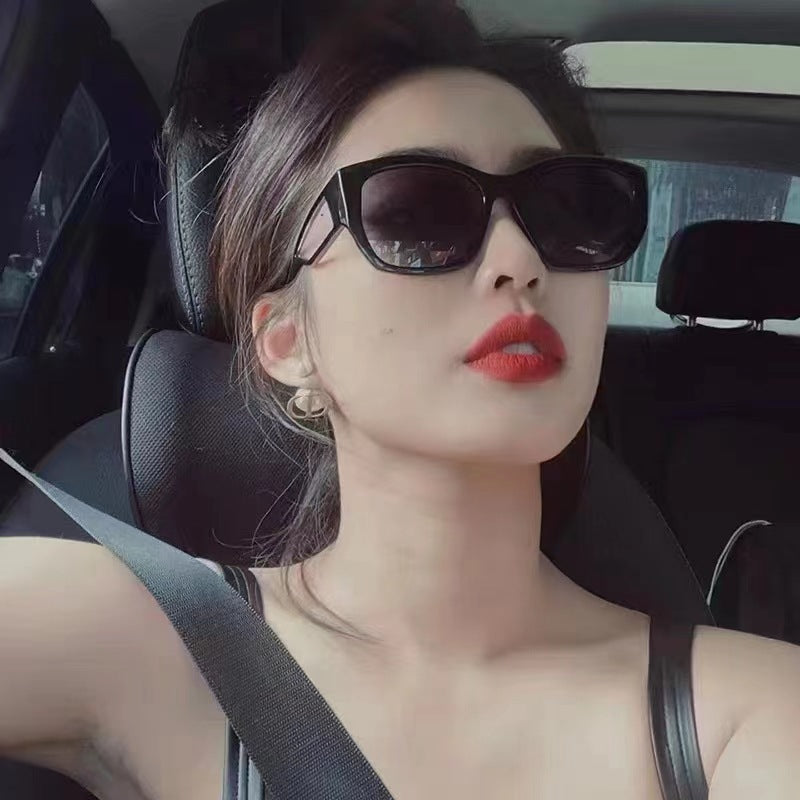 Fashion Hollow Design Cat Eye Sun Glasses