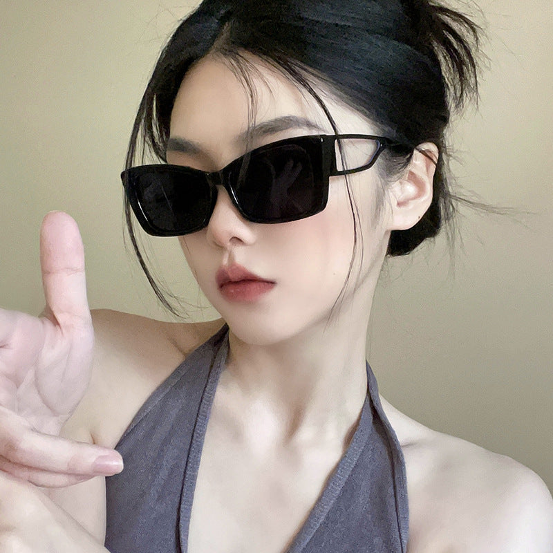 Fashion Hollow Design Cat Eye Sun Glasses