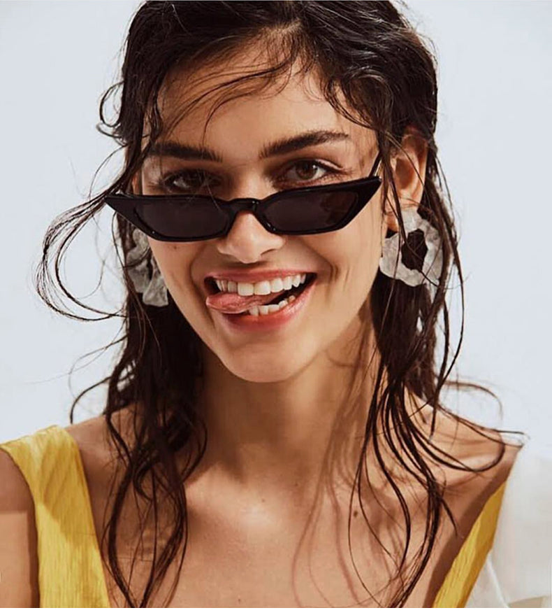 Vintage Classic and Stylish Sunglasses Women Cat Eye Luxury Brand Ladies Sun Glasses Retro Small